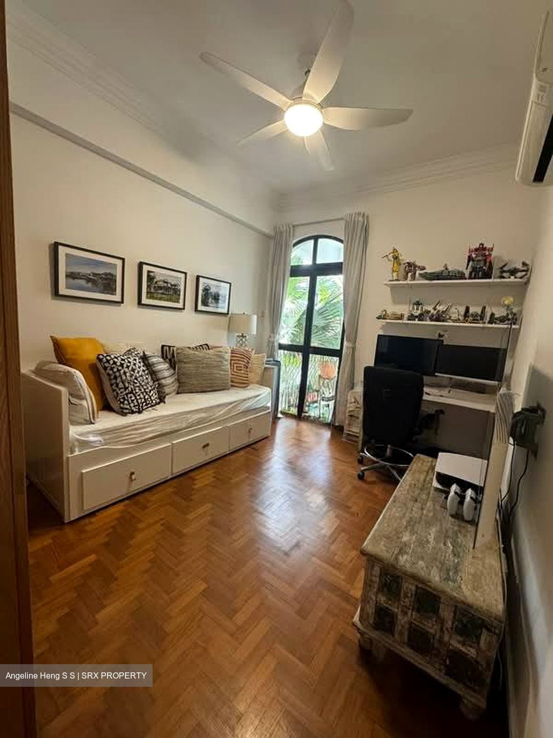 Tanglin Park (D10), Condominium #563956171